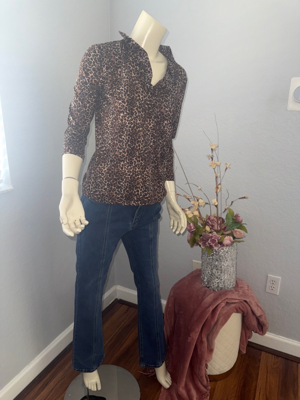 J. McLaughlin Ruffled Fitted Blouse in Brown and Tan